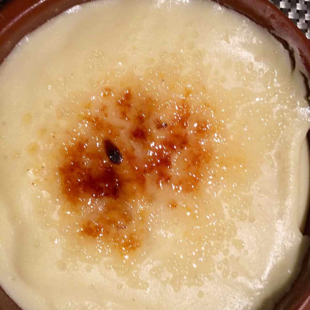 Kochkurs Barcelona: Kochschule Espai Boisà Crema Catalana, Katalonien, Spanien