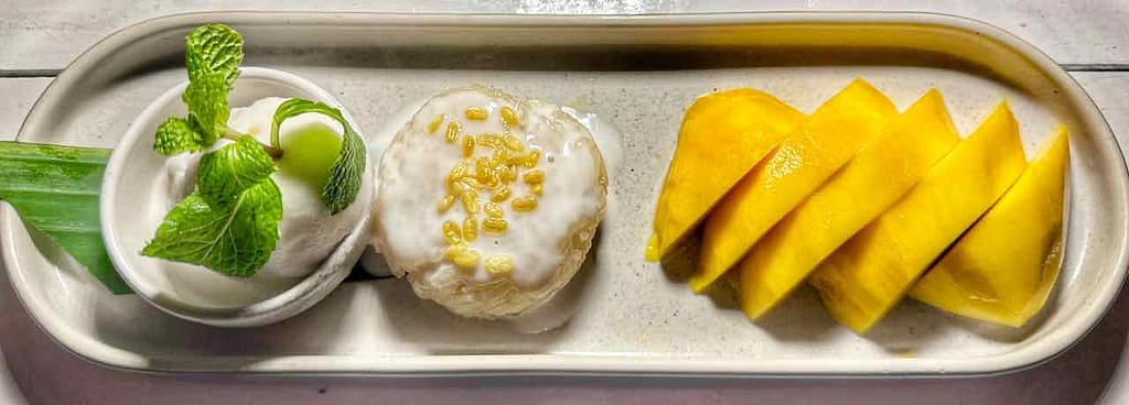 Mango Sticky rice mit Coconut Icecream © PetersTravel Peter Pohle
