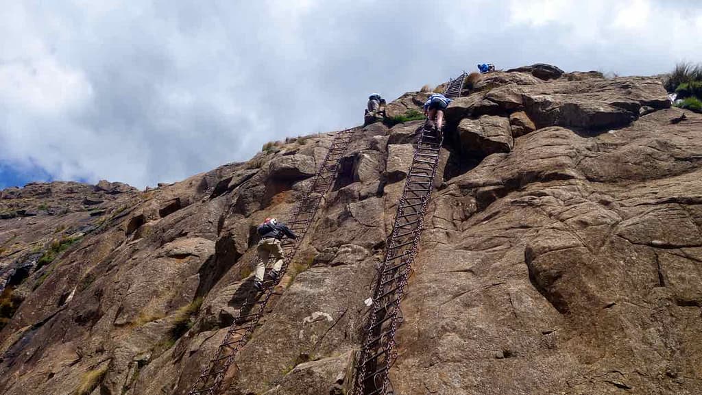 Südafrika, Northern Drakensberg Eisenleiter