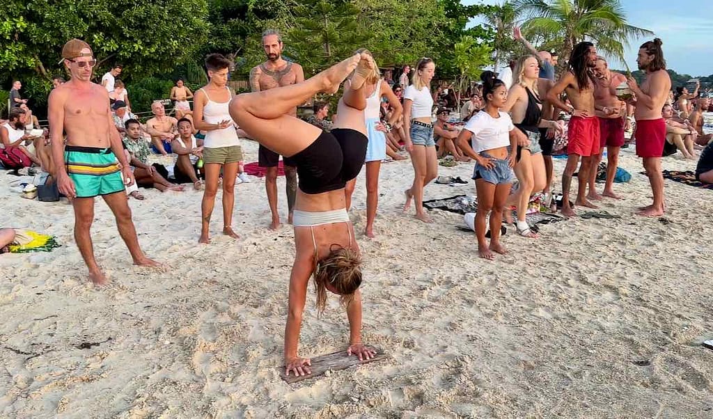 Zen Beach: Warten auf den Sonnenuntergang, Koh Phangan © PetersTravel