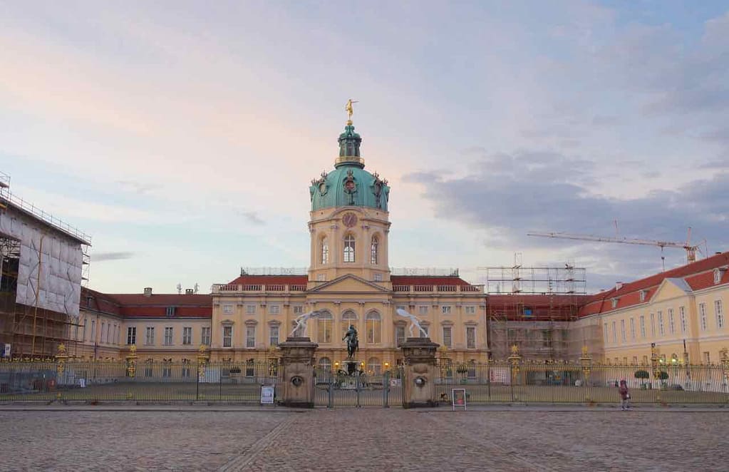 Berlin Stadtrundfahrt im Gourmet Liner, Schloss Charlottenburg