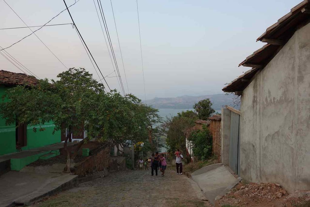 Zentralamerika, Suchitoto, auf dem Weg zur Villa Balanza, Blick zum See