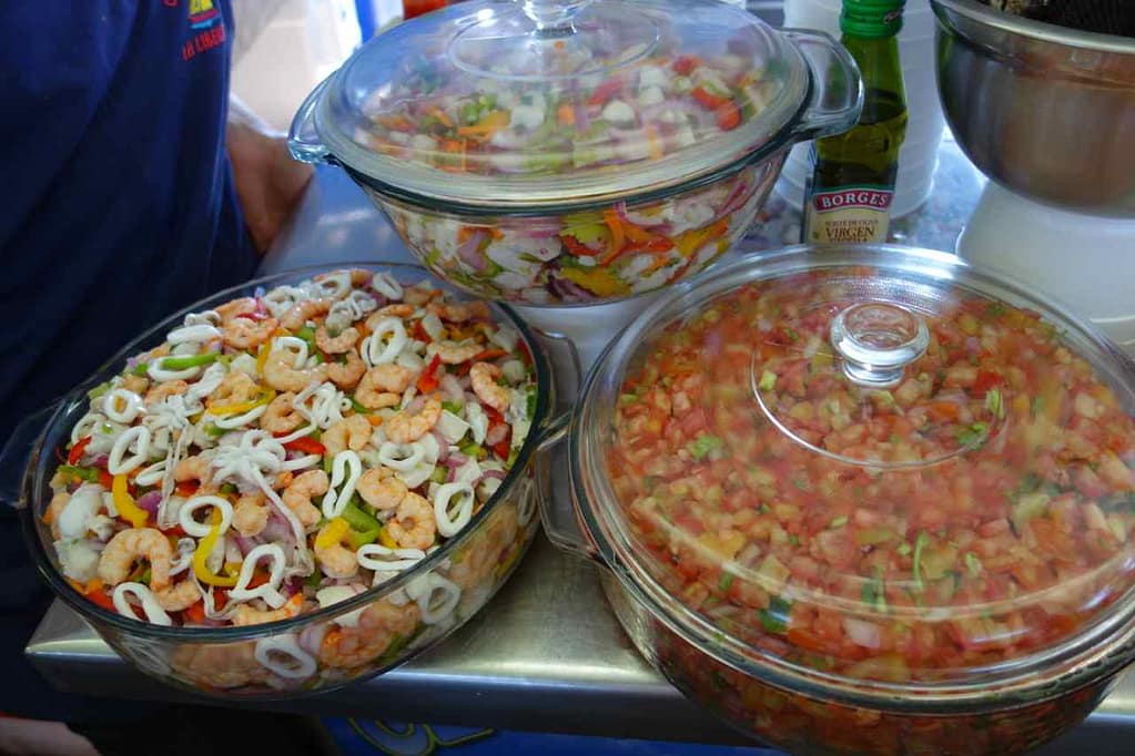 Ceviche am Pier in La Libertad Zentralamerika, El Salvador, Ceviche am Pier in La Libertad