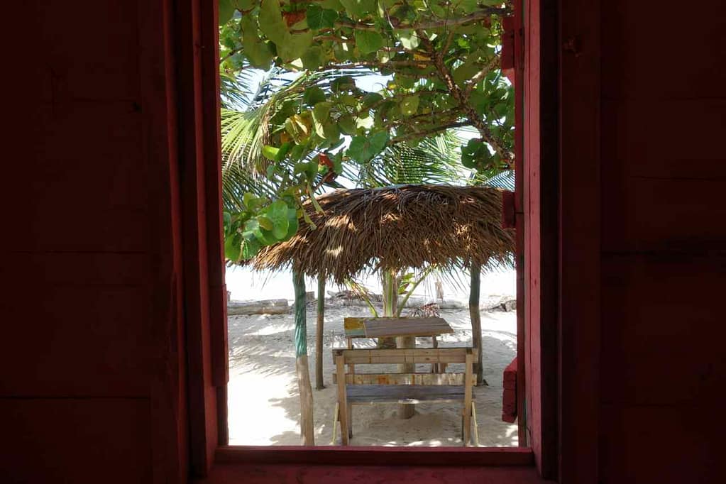 Zentralamerika, Nicaragua, Little Corn Island, Blick aus meiner Hütte bei Stedman