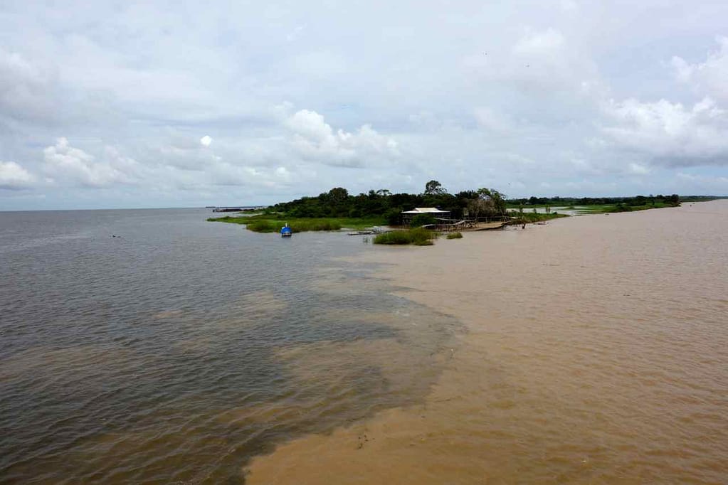 „Encontro das Aguas“ „Encontro das Aguas“