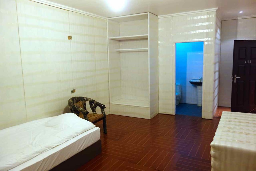 Ai Weiwei, Zelle, 2013