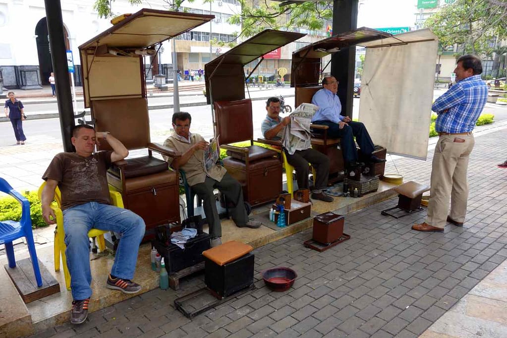 Kolumbien: Schuhputzer in Bucaramanga