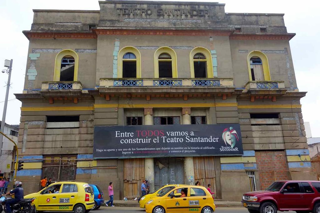 Bucaramanga: Theater im Wiederaufbau