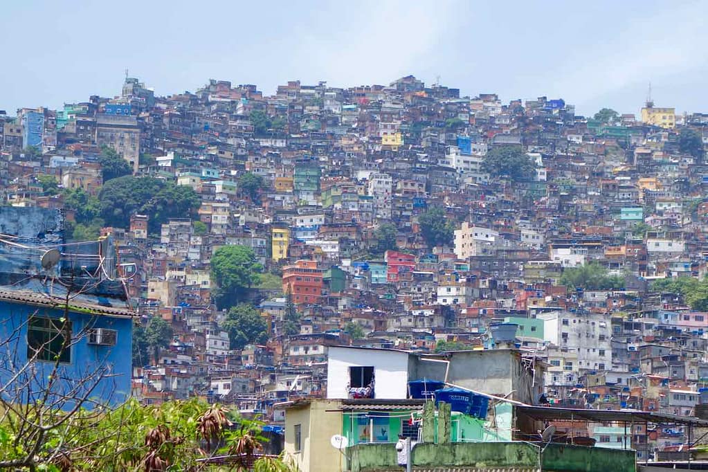 Favela Tour Rocinha, Totale, Titel 4