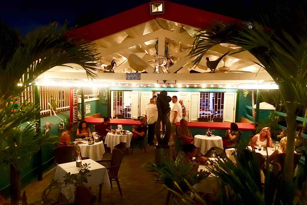 Restaurants Willemstad: Das Rozendaels in Willemstad, Curacao Copyright Peter Pohle