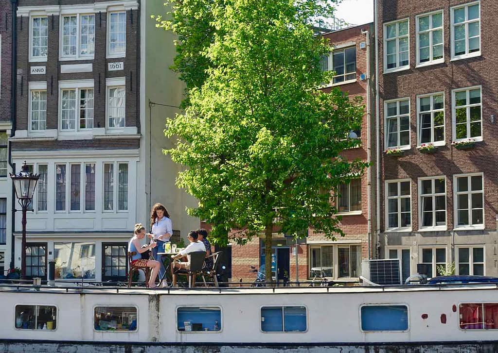 Hausboot in Amsterdam