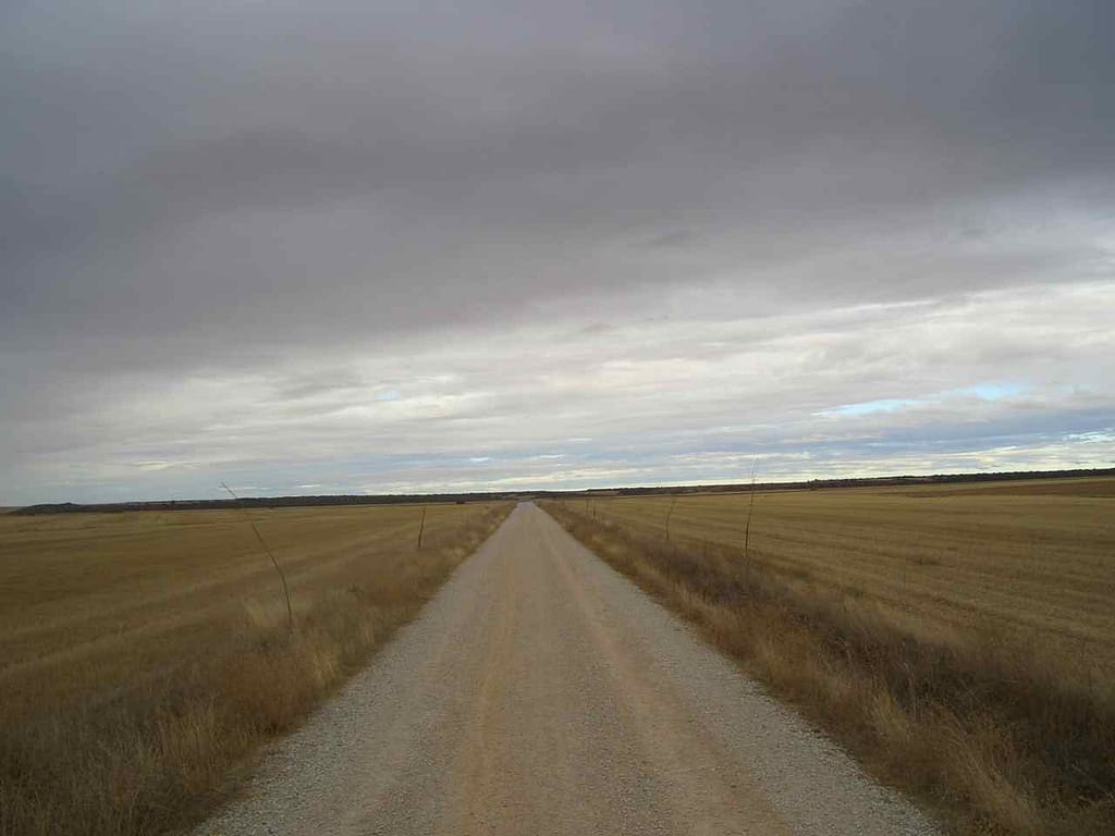 Jakobsweg: Kein Ort weit und breit! Jakobsweg: Weg ohne Ende?