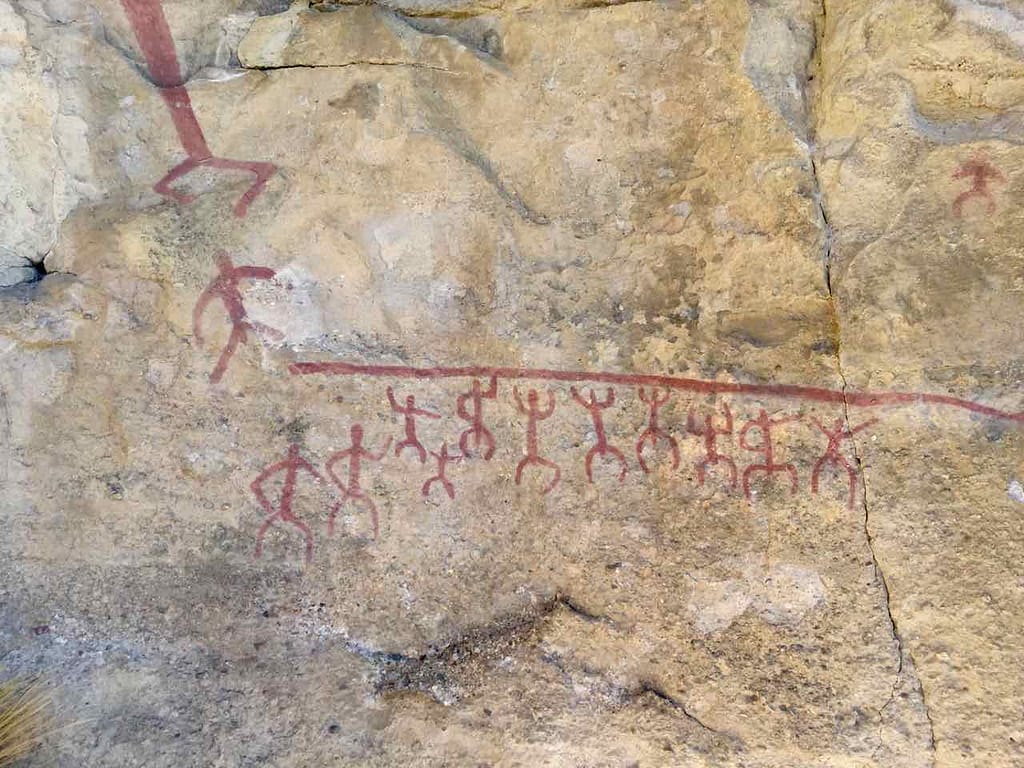 El Calafate Patagonien, Felsmalereien in Punta Walichu (einige sind "nachgebessert")