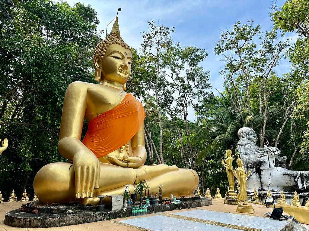 Big Buddha auf Koh Phayam, Thailand © PetersTravel Peter Pohle