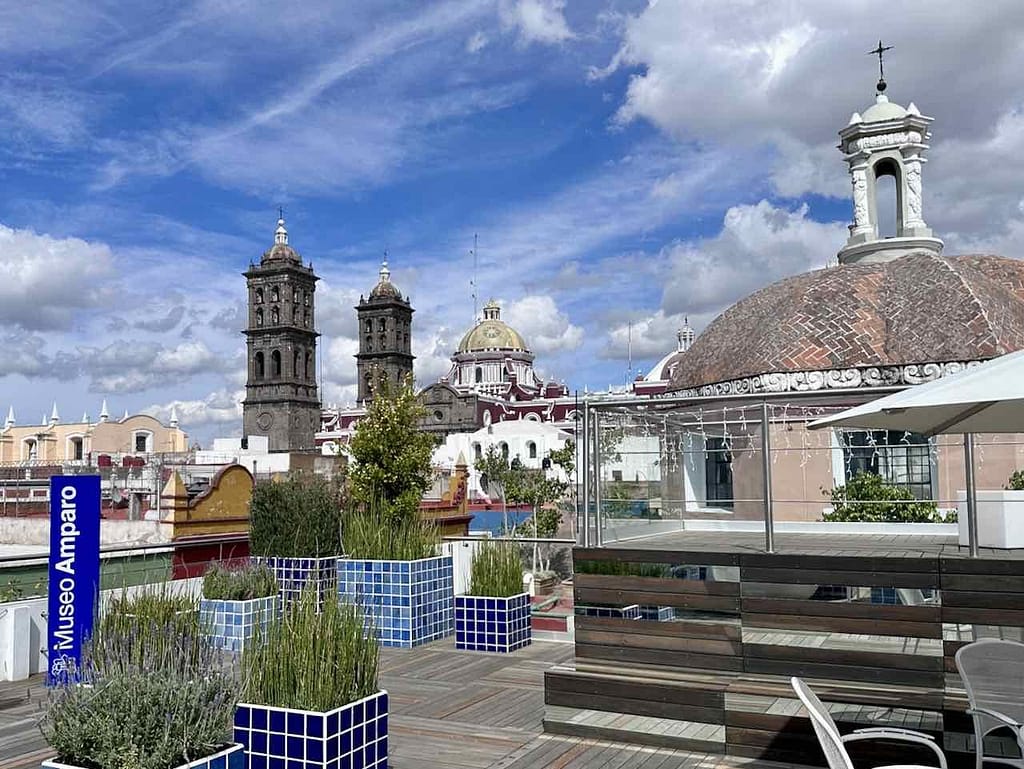 Dachterrasse vom Amparo Museum, Puebla, Mexiko © PetersTavel Peter Pohle