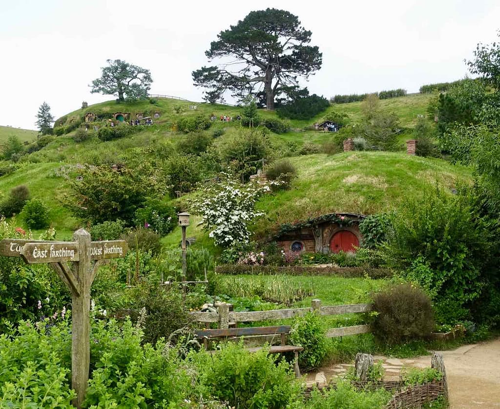 Hobbingen / Hobbiton im Auenland, Touranfang, Neuseeland ©PetersTravel