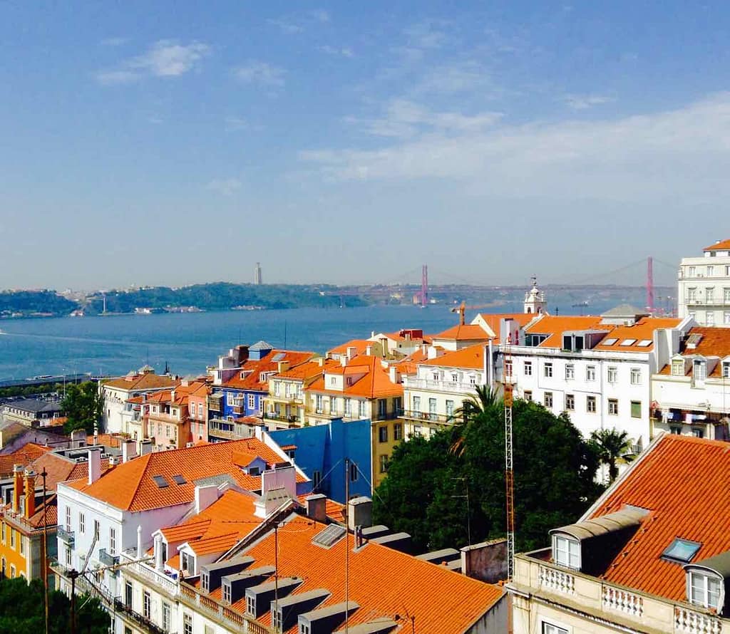 Aussichtspunkte von Lissabon, Von der Terrasse des Hotels Bairro Alto