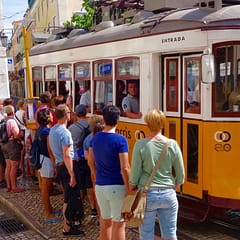Lissabon, Straßenbahn am Praça Luís de Camões, Titelbild