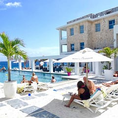 Hotels in Willemstad: Saint Tropez Apartments Copyright Peter Pohle