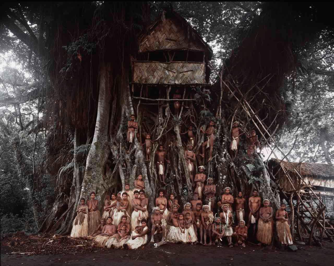 © JIMMY NELSON, NI YAKEL TRIBE , TANNA ISLAND, VANUATU,2014