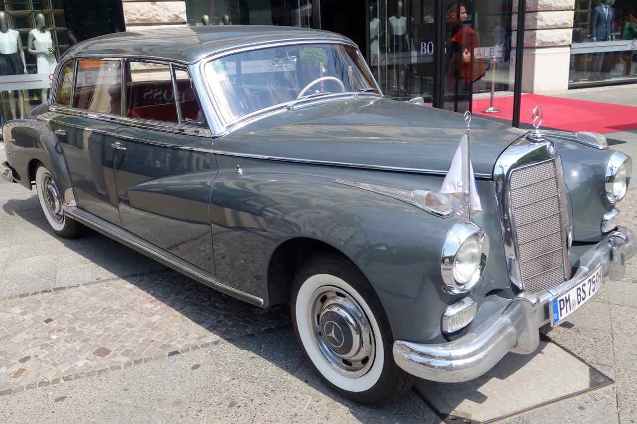 Classic Days Berlin,Oldtimer Mercedes-Benz 300