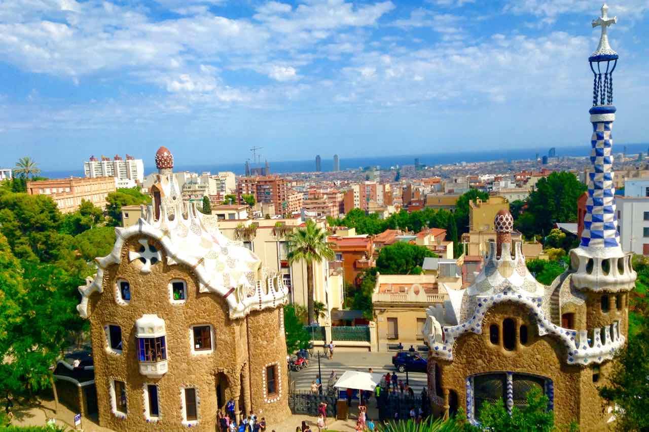 Park Güell Barcelona: Wohnhaus Gaudí & Pförtnerhaus © PetersTravel