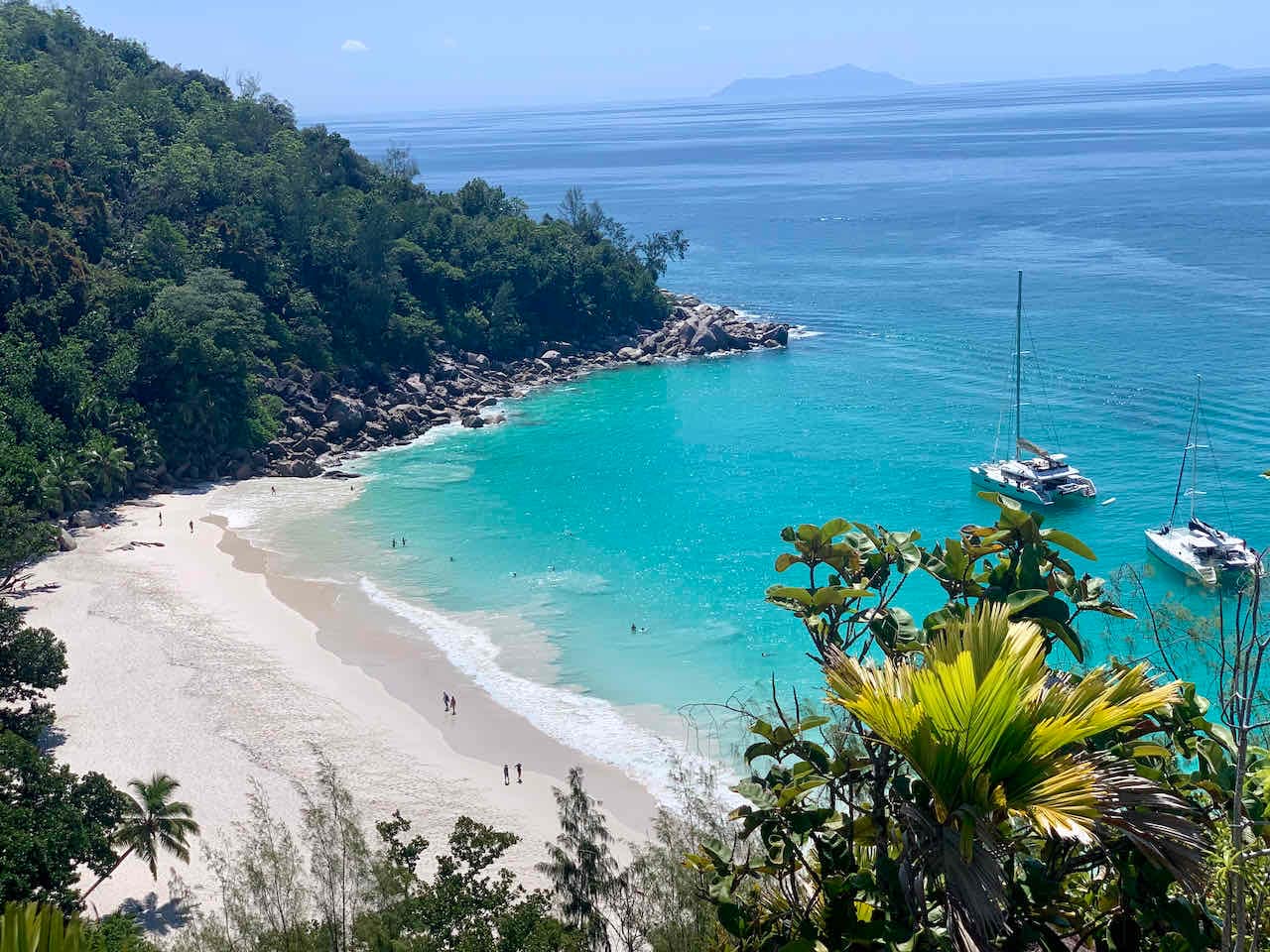Strand Anse Georgette auf Praslin, Seychellen