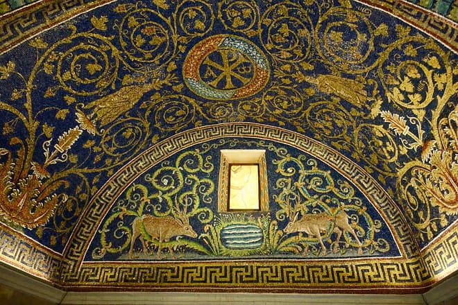 Mausoleum der Galla Placidia in Ravenna, Italien, Innen Foto PetersTravel.de