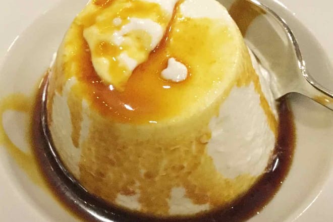 Verduno im Piemont, Panna cotta in der Trattoria Dai Bercau Copyright Peter Pohle PetersTravel