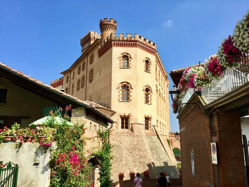 Barolo im Piemont, Das Weinmuseum ist im Schloss Faletti untergebracht, Foto Peter Pohle PetersTravel