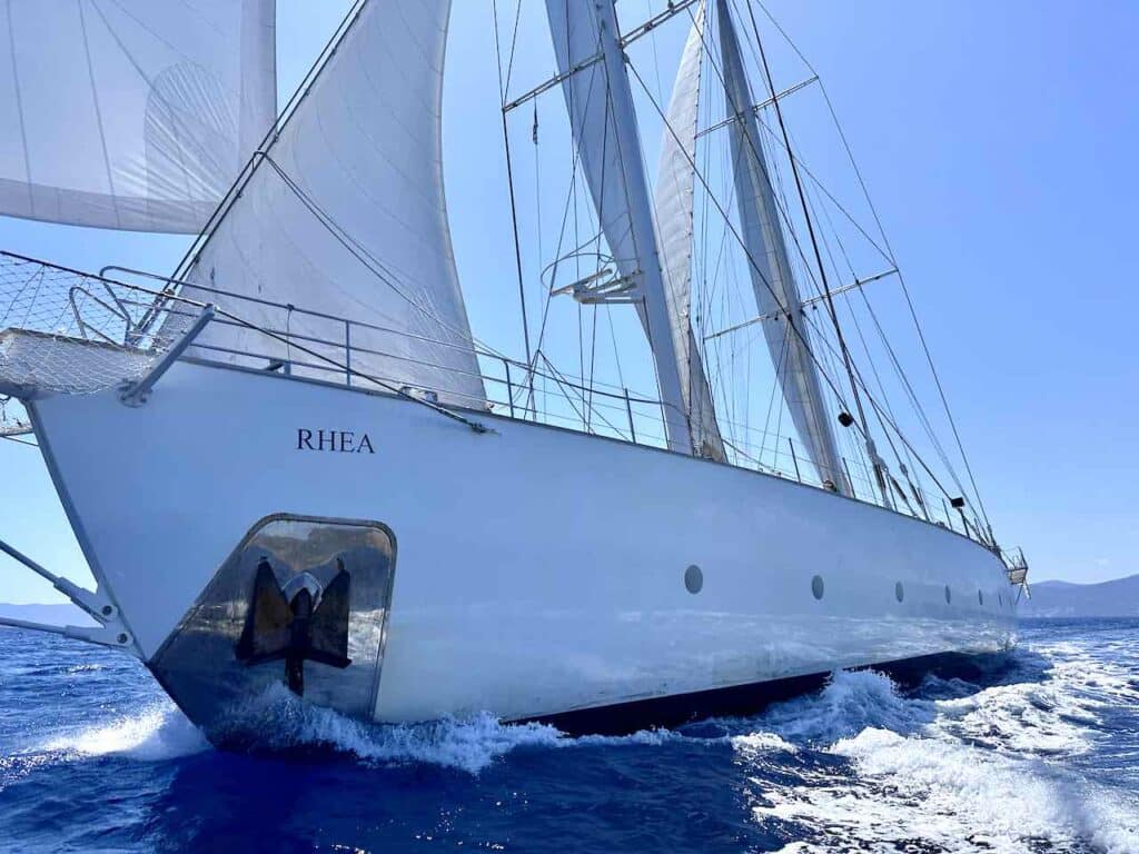 Segeln in Griechenland: Mit der Segelyacht Rhea durch die Saronischen Inseln