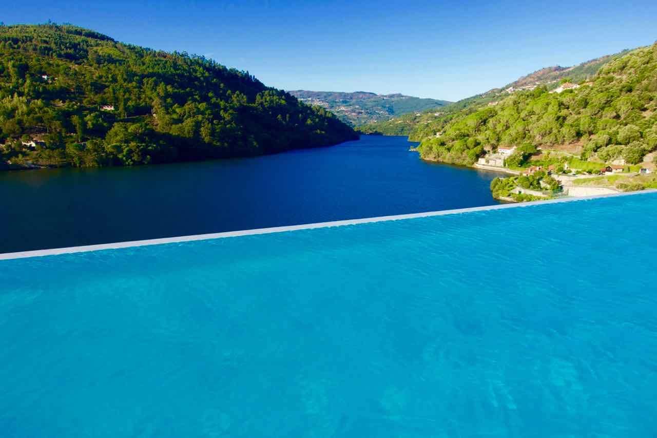 Douro-Tal, Pool des Hotel Douro Royal Valley © PetersTravel